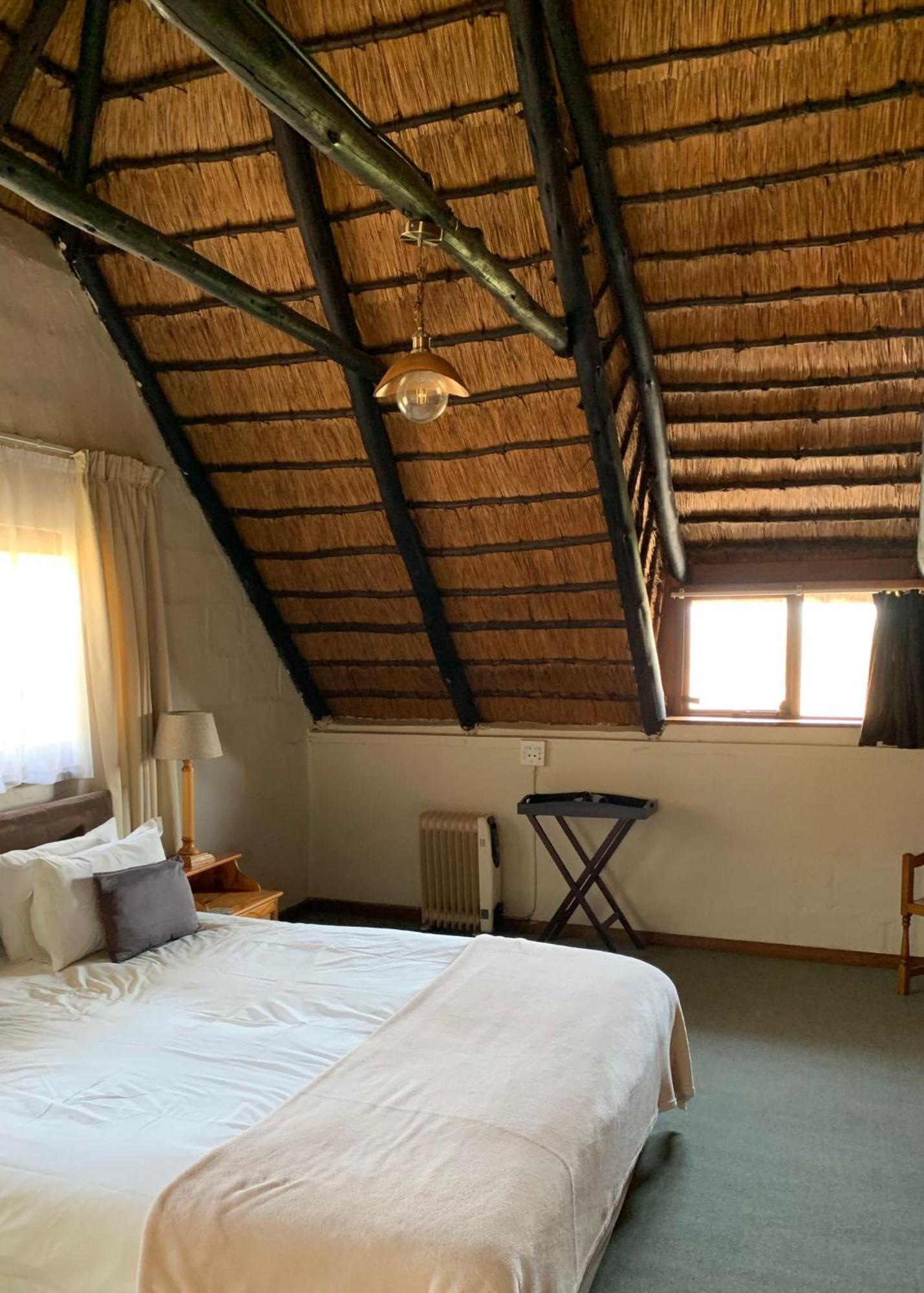 Manwood Lodge Henburg Park Екстериор снимка